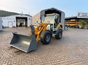 Liebherr L 506 Compact