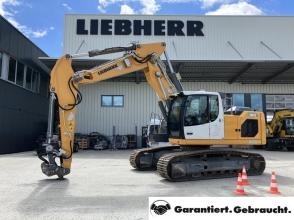 Liebherr R 922 Litronic