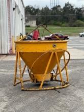 1 1/2 Yard Concrete Bucket