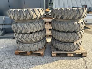 8x Räder Mitas 10.00-20 mit 10-Loch Felgen