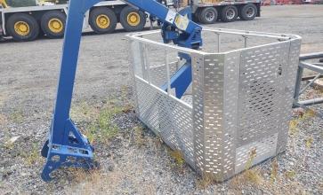 Manitex 35124 Basket / main boom