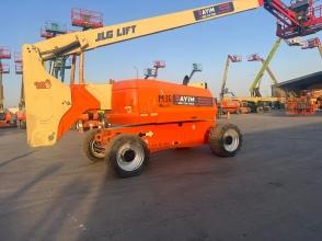 2015 JLG 800AJ Articulated Boom