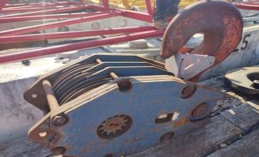 Block 5 sheave 7/8 cable Tagged 125 ton