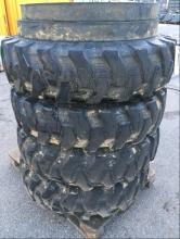 8x Räder Mitas 10.00-20 mit 10-Loch Felgen