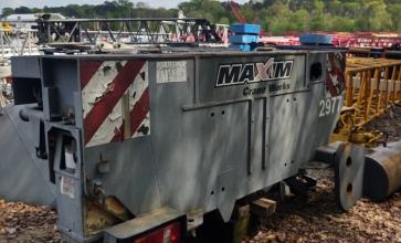 Grove GMK 6250 L rear outrigger box