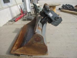 Liebherr Grabenräumlöffel schwenkbar 1.600mm