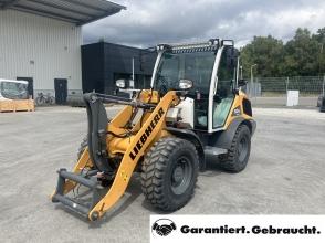 Liebherr L 504 Compact