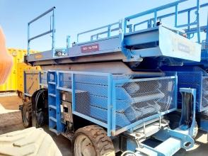 2015 Genie GS-5390 Diesel Scissor Lift