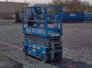 2018 Genie GS-1930