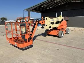 2018 JLG E450AJ