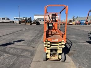 2017 JLG 2646ES