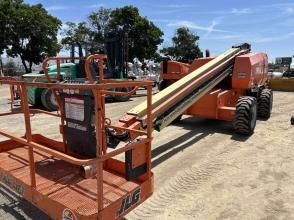 2015 JLG 600S