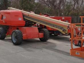 2017 JLG 600S
