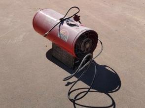 2002 Universal 3500FACV