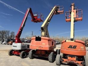 2017 JLG 600S