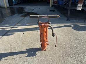 2017 American Pneumatic Tools (APT) M137