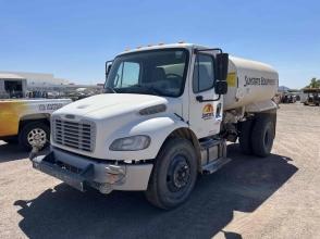 2016 Freightliner M2106