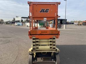 2017 JLG 2646ES