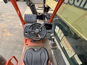2018 JLG 1055