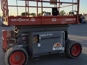 2015 Skyjack SJ6832 RT