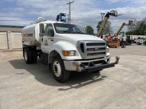 2013 Ford F-750