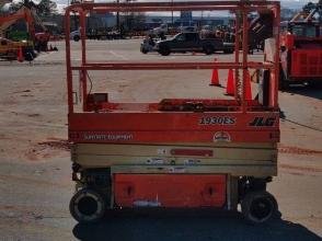 2019 JLG 1930ES