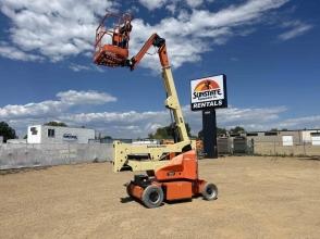 2015 JLG E400AJPN